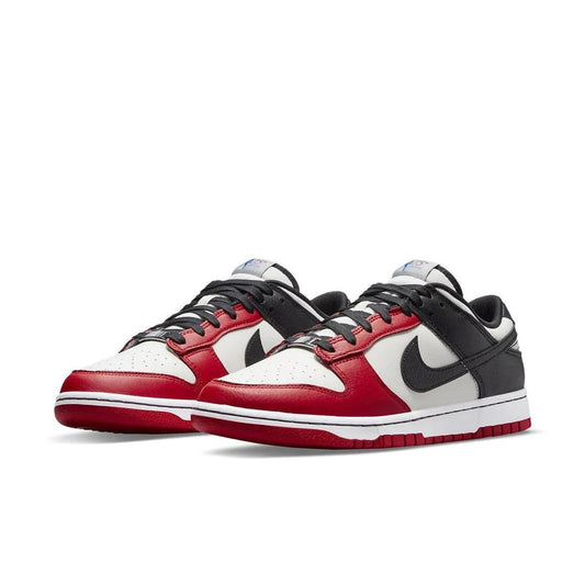 Nike Dunk Low NBA Chicago