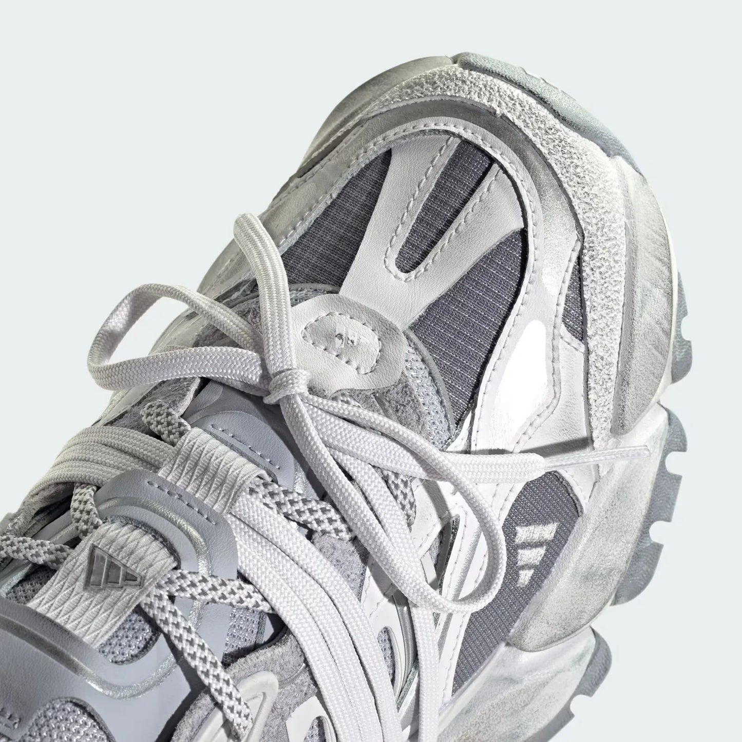 Adidas XLG Runner Deluxe Gray